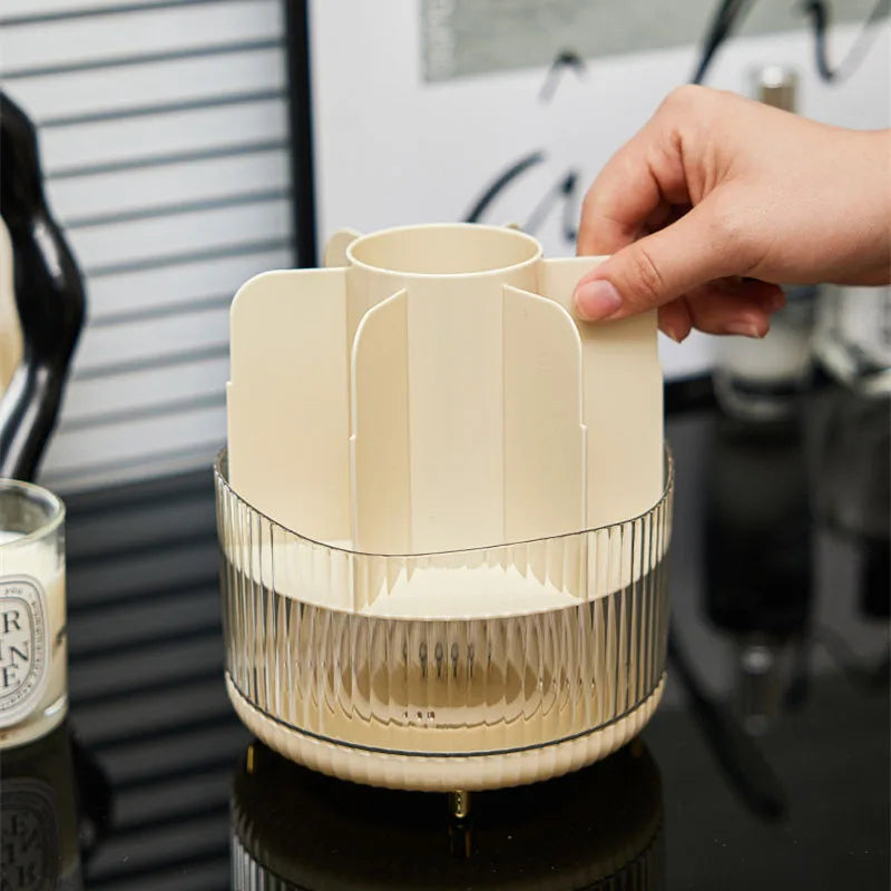 Makeup Brush Holder with Bear Lid Handle 360°