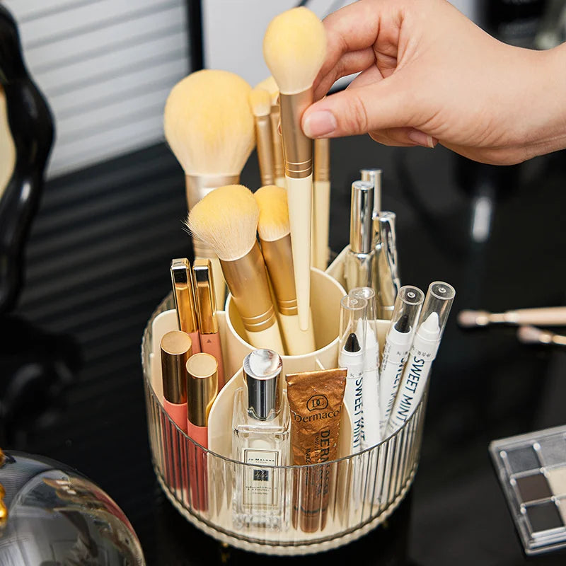 Makeup Brush Holder with Bear Lid Handle 360°